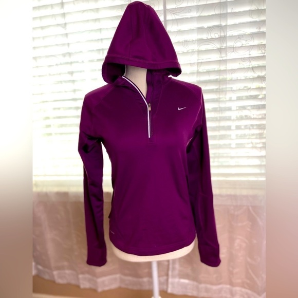 Nike Fit Dry 1/2 zipper Hoodie Women’s, Small - Picture 1 of 9